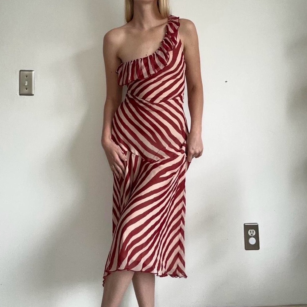 Realisation Par Red and White One-Shoulder Midi Dress